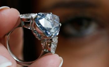 Can Diamonds Detect Cancer
