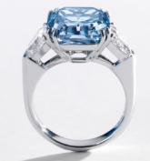 Fancy Vivid Blue Fetches $1.6 Million per Carat at Auction