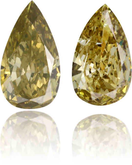 Natural Green Diamond Pear Shape 0.69 ct set