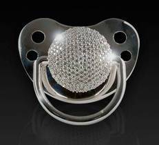 Diamond pacifier for babies born with a silver spoon in the mouth