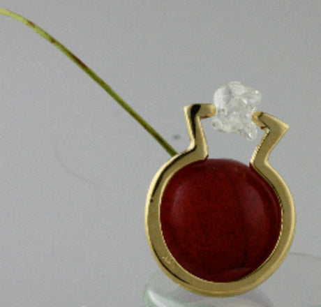 jewellery with rough diamonds made by Anna Moltke-Huitfeld, Denmark