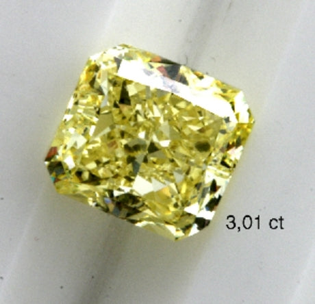 nice yellow square shape diamond