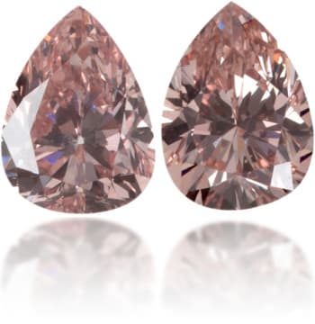 Natural Pink Diamond Pear Shape 0.47 ct set