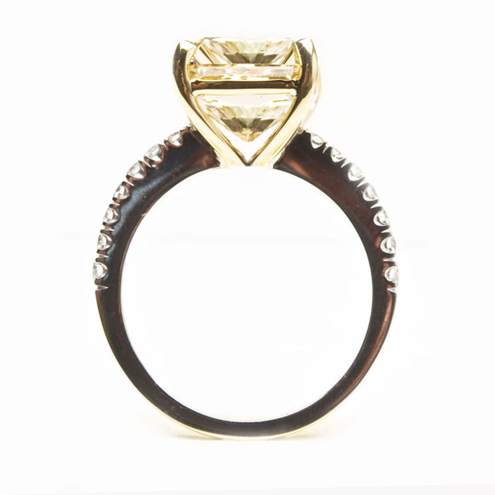 Honey Diamond Ring