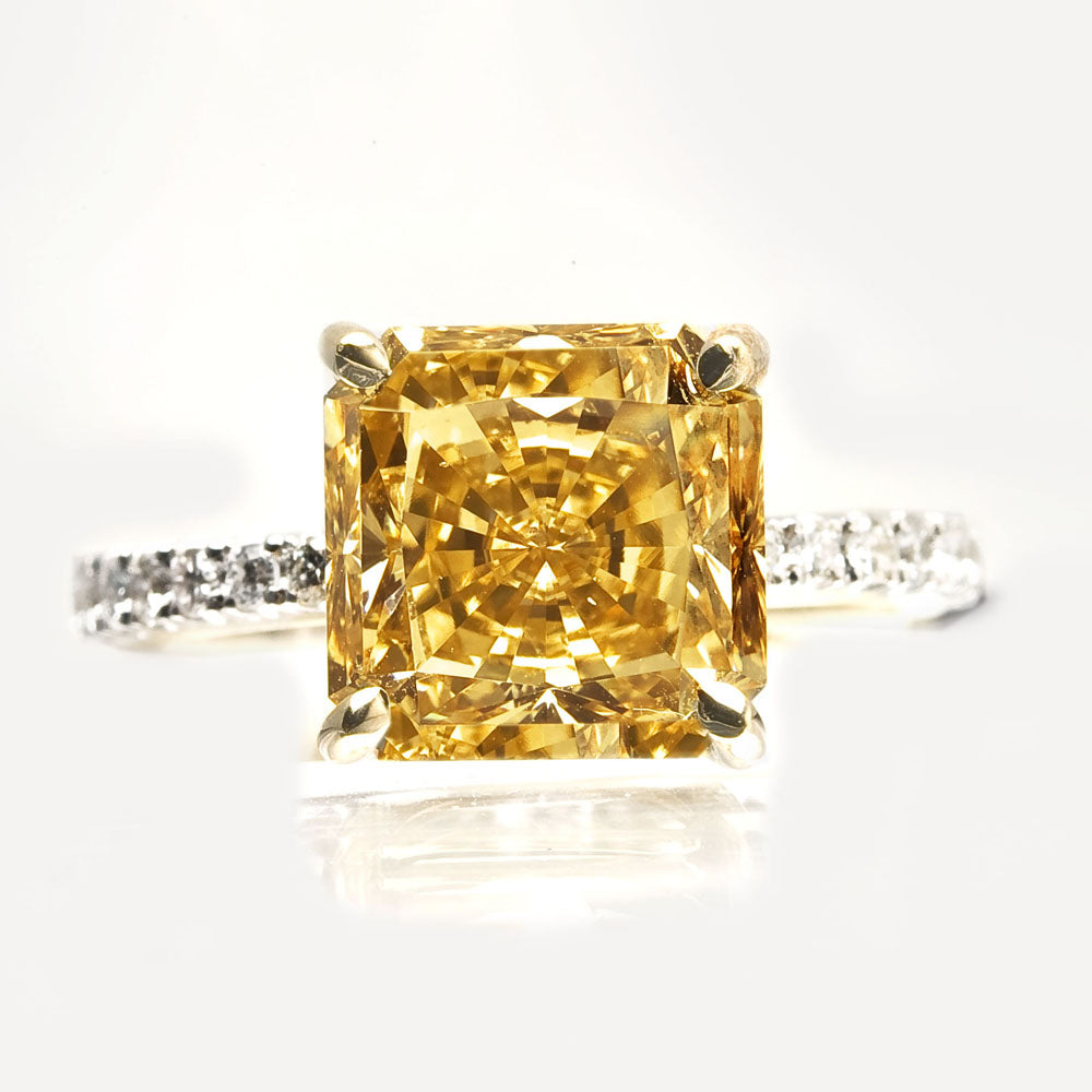 Honey Diamond Ring